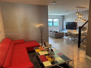 10574 NW 81st Terrace in Doral, FL - Building Photo - Building Photo