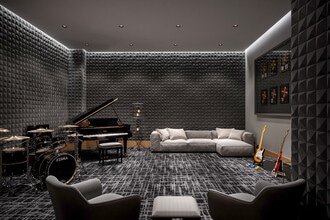 626 Newark Ave in Jersey City, NJ - Building Photo - Building Photo