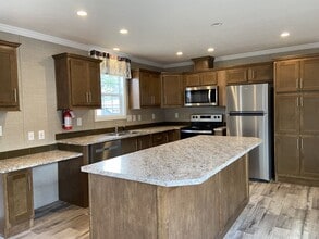 4 Mink Ct in Manchester Township, NJ - Building Photo - Building Photo