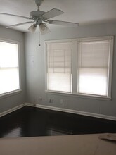 419 Gulf in San Antonio, TX - Foto de edificio - Building Photo