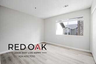 14814 Gale Ave, Unit B80 in Hacienda Heights, CA - Foto de edificio - Building Photo