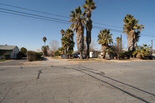 12542 7th St in Yucaipa, CA - Building Photo