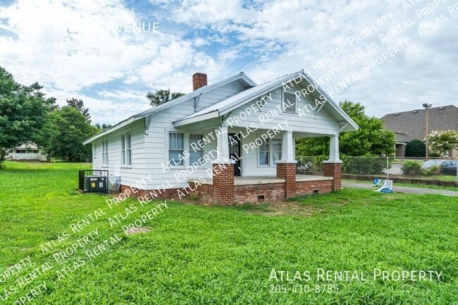 1424 Obrig Ave in Guntersville, AL - Foto de edificio - Building Photo