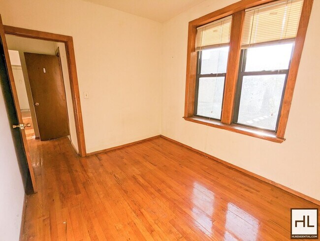 261 14th St in Brooklyn, NY - Building Photo - Building Photo