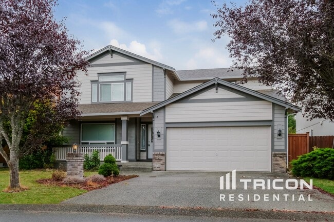 property at 17803 25th Ave Ct E