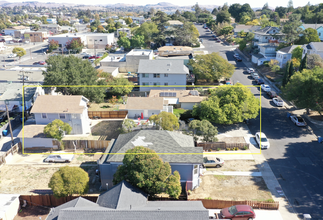 112 Alabama St in Vallejo, CA - Building Photo - Building Photo