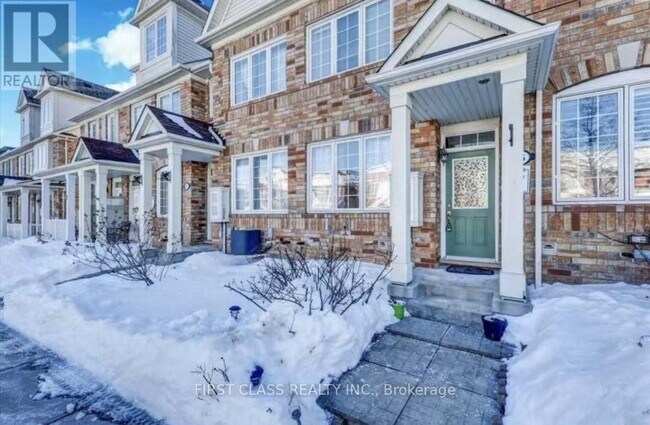 45 Cheetah Crescent in Toronto, ON - Building Photo - Building Photo