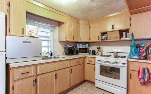 239 Foster St-Unit -Garden in Boston, MA - Building Photo