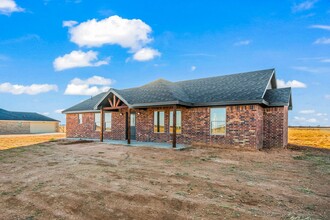 419 North F M 789 in Slaton, TX - Building Photo - Building Photo