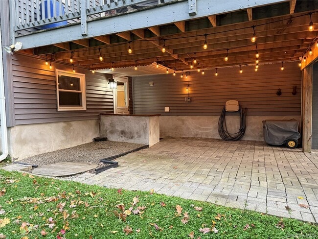 77 Elk Rd in Hopewell Junction, NY - Building Photo - Building Photo