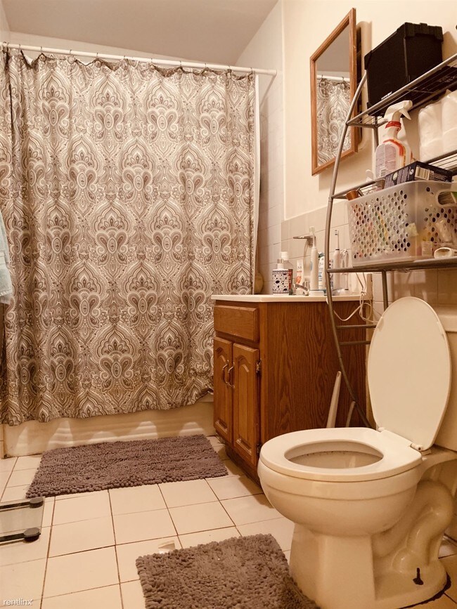 14 Elder St-Unit -# 1 in Boston, MA - Building Photo - Building Photo