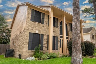 16122 Cairngorm Ave in Houston, TX - Building Photo - Building Photo