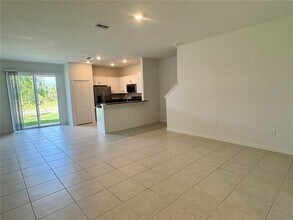 11127 65th Ter E in Palmetto, FL - Building Photo - Building Photo