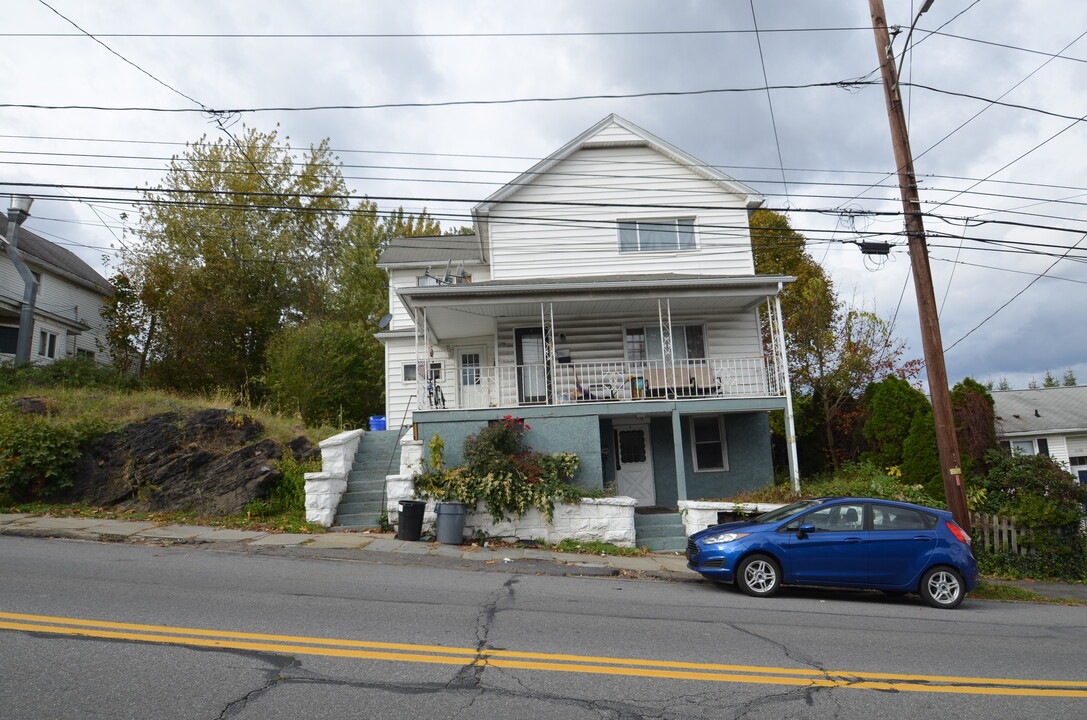 2116 Pittston Ave in Scranton, PA - Building Photo