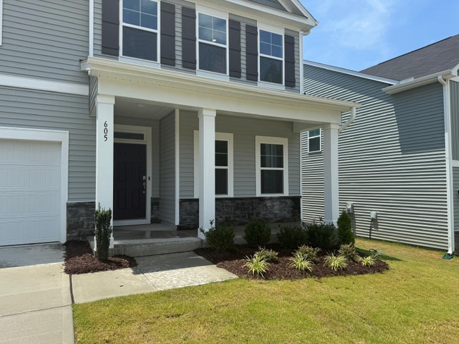 605 Morning Lgt Dr in Angier, NC - Building Photo - Building Photo