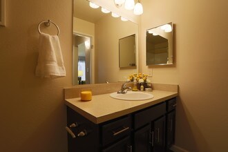 ReNew Pinehurst in Denver, CO - Building Photo - Interior Photo