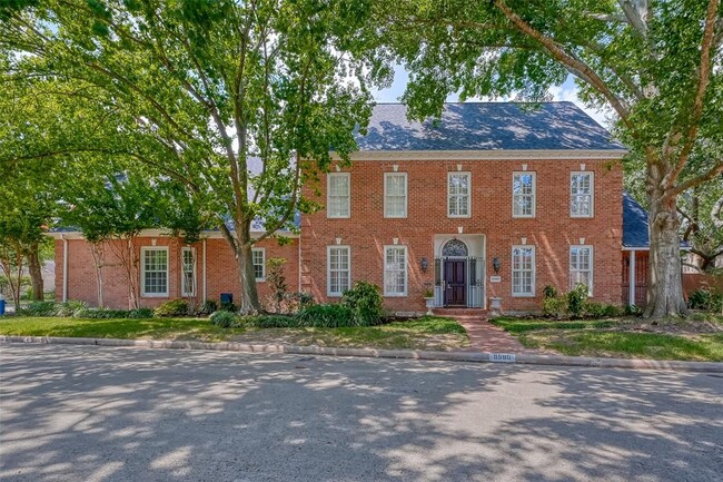 9580 Doliver Dr in Houston, TX - Building Photo - Building Photo