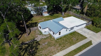 3801 40th Ave N in St. Petersburg, FL - Building Photo