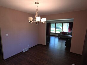N67W28710 Longview St in Hartland, WI - Building Photo - Building Photo