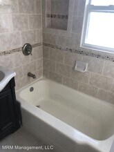 353 S Center St in Orange, NJ - Building Photo - Building Photo