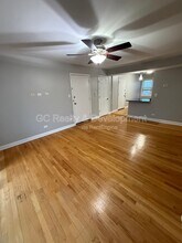6429 N Damen Ave in Chicago, IL - Building Photo - Building Photo