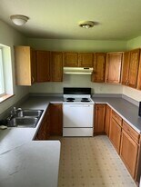 106 W South St, Unit 106 in Williamsburg, IA - Building Photo