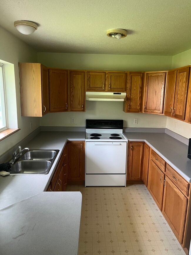 106 W South St, Unit 106