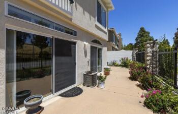 11529 Treeview Ct in Moorpark, CA - Building Photo - Building Photo