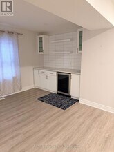 23 Hazel St in St Catharines, ON - Building Photo - Building Photo