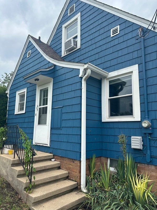 property at 420 20th St NE