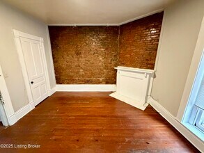 1503 S 4th St in Louisville, KY - Foto de edificio - Building Photo