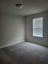 5611 Madden Ln in Houston, TX - Building Photo - Building Photo