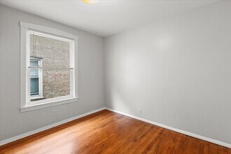4831 W Deming Pl in Chicago, IL - Building Photo - Building Photo