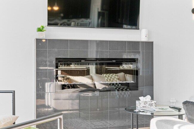 153 Lucas Way NW in Calgary, AB - Building Photo - Building Photo