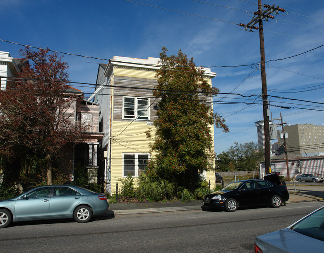 1405 Prytania St in New Orleans, LA - Foto de edificio - Building Photo