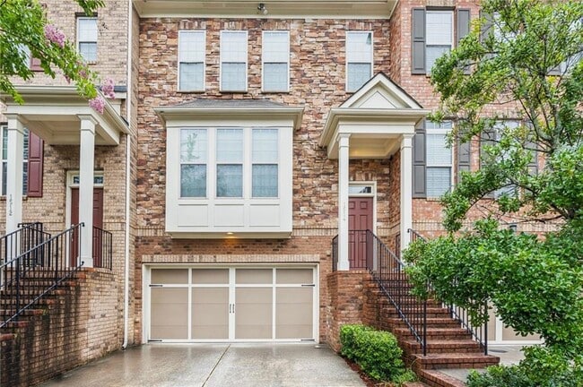 property at 1514 Woodbridge Way NE