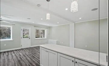 9250 Edwards Way in Hyattsville, MD - Building Photo - Building Photo