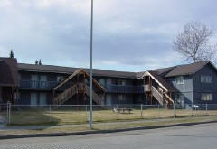 636 N Bunn St in Anchorage, AK - Building Photo