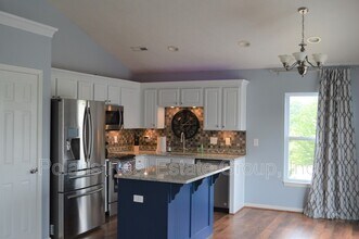 13410 White Granite Dr in Fishers, IN - Building Photo - Building Photo