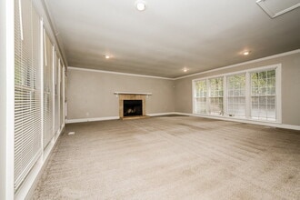 395 Magmar Ln in Fayetteville, GA - Building Photo - Building Photo