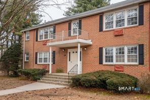 3 Brickyard Rd in Farmington, CT - Building Photo