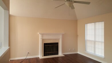 107 Enlish Dr in Bonaire, GA - Building Photo - Building Photo