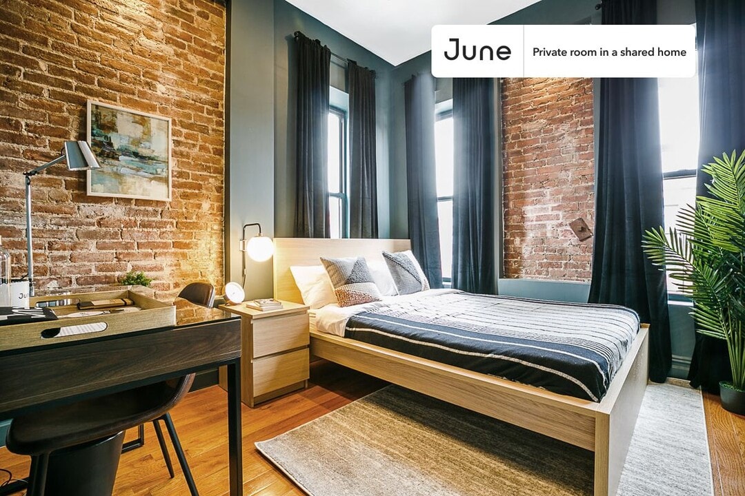 Room in Shared 3 bed/2 bath home in New York, NY - Building Photo