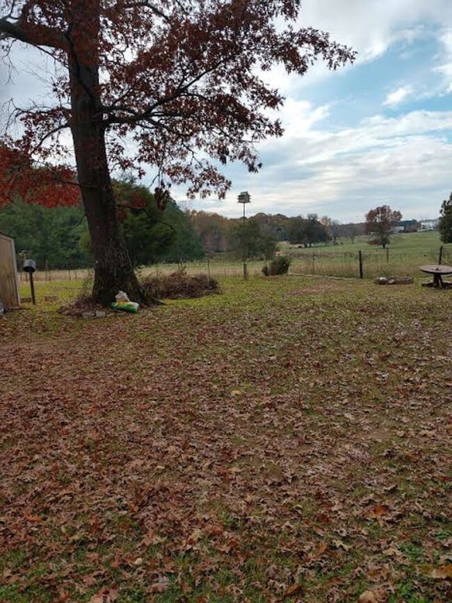 property at 22 Wolfskin Rd