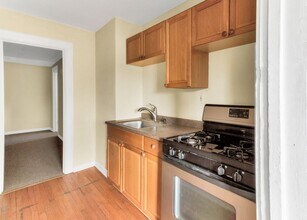 320 W 16th St in Chicago Heights, IL - Building Photo - Building Photo