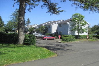 995 Pacific Dr in Hammond, OR - Foto de edificio - Building Photo