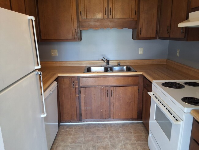 716 Rogersville Rd in Radcliff, KY - Building Photo - Building Photo