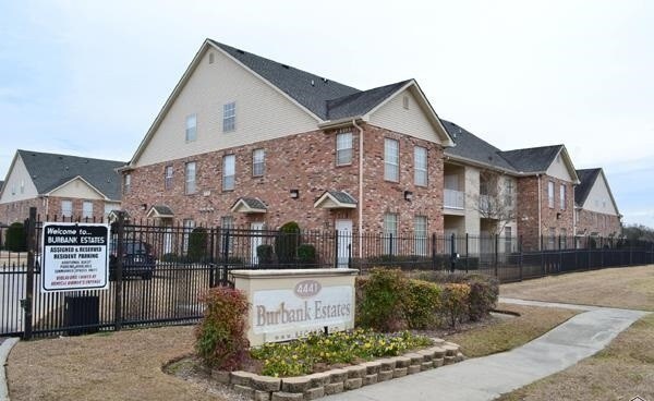 4441 Burbank Dr, Unit 1103 in Baton Rouge, LA - Foto de edificio - Building Photo