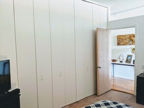 950 W Erie St, Unit 403 in Chicago, IL - Foto de edificio - Building Photo