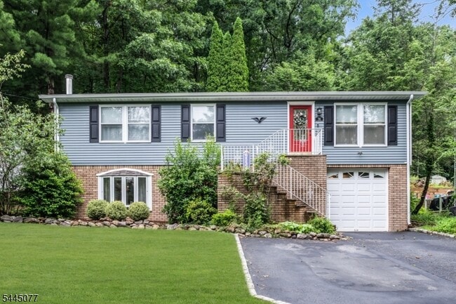 property at 76 Valley View Dr